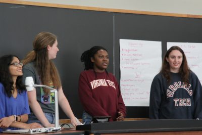 Previous ECE UPWARDS communicating science workshops attendees presenting