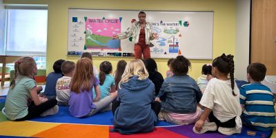 Esther Oyedele introduced Radford kindergarteners to the water cycle through a hands-on activity.